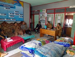 Polsek Gunung Timang Gelar Kegiatan Minggu Kasih di Desa Kandui, Dukung Cooling System Pasca Pilkada