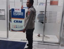 Personil Piket Polsek Bulik Melaksanakan Kegiatan Patroli ke Bank