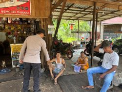 Bhabinkamtibmas Polsek Lamandau Sosialisasikan Penanggulangan Premanisme Berkedok Ormas