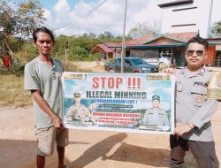Bhabinkamtibmas Desa Tumbang Manggu Sosialisasi tentang larangan Ilegal Mining.