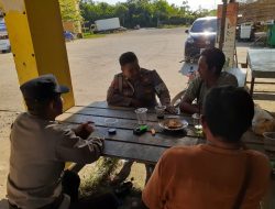 Piket Polsek Bulik melaksanakan sambang dan Silaturahmi kemasyarakat
