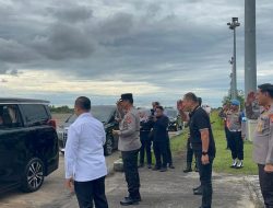 Satpamobvit Polresta Palangka Raya Saksikan Kepulangan Itwasum Polri di Bandara Tjilik Riwut