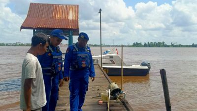 Sambangi Desa Binaan, Personel Ditpolairud Ajak Masyarakat Ciptakan Sitkamtibmas Yang Kondusif