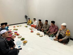 Bhabinkamtibmas Hadiri Syukuran dan Sampaikan Pesan Kamtibmas di Desa Binaan