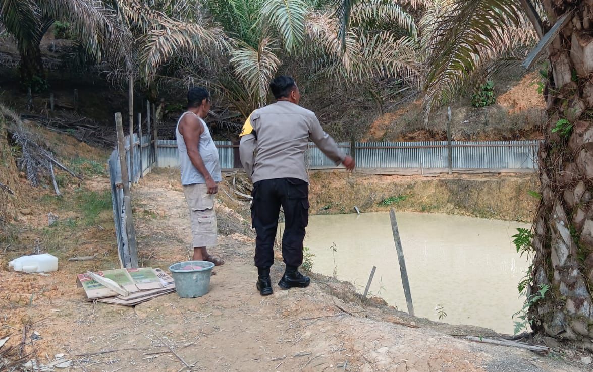Dukung Ketahanan Pangan, Bhabinkamtibmas Cek Budidaya Ikan Patin