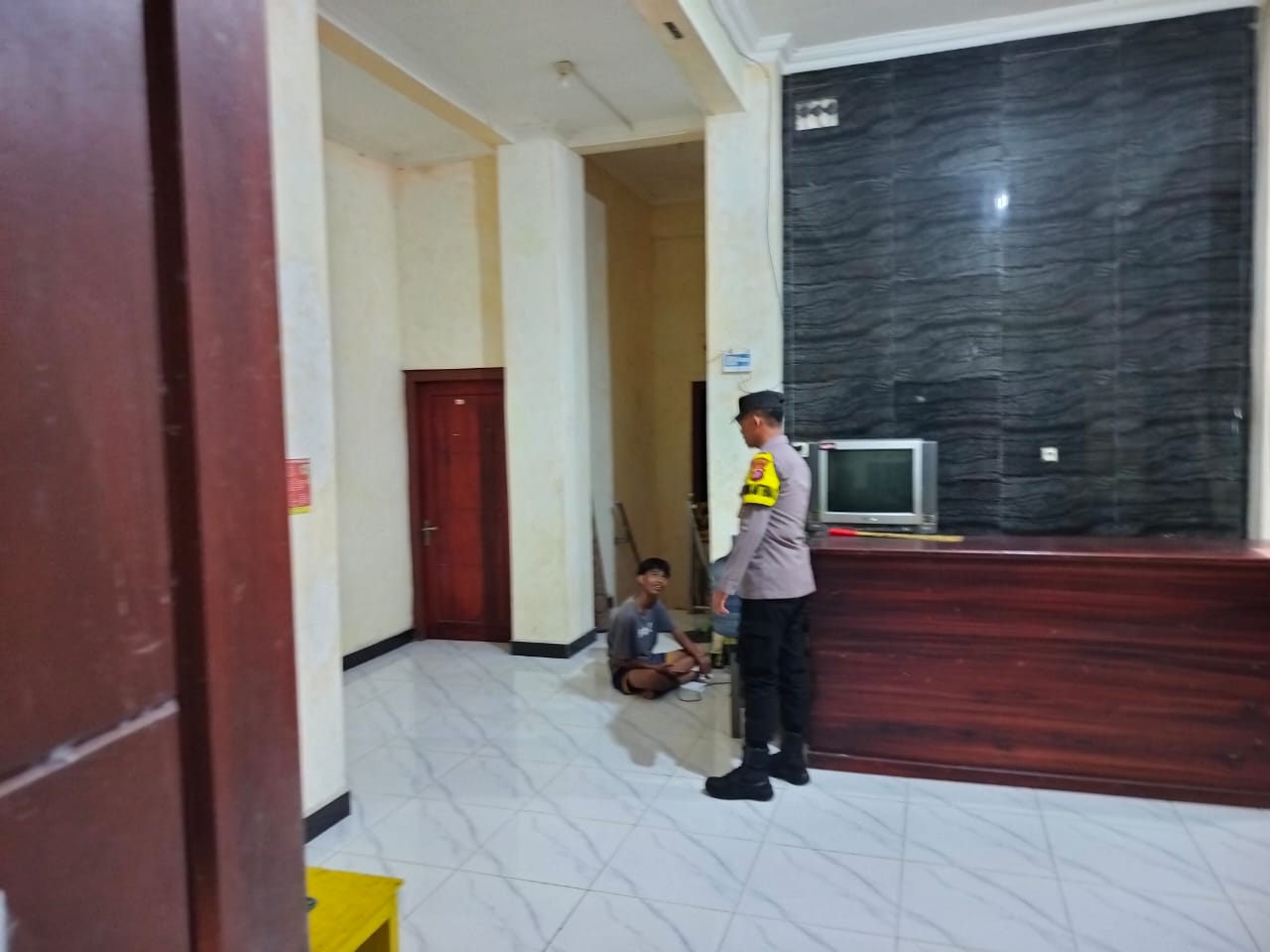 Piket Polsek Delang melaksanakan patroli diwilkum Polsek Delang