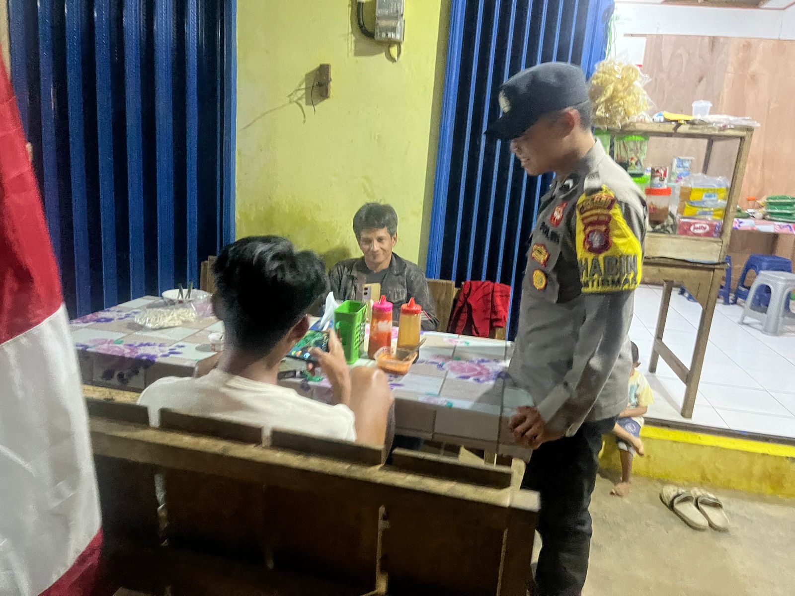 Piket Polsek Lamandau Sambang Anak-anak Yang Nongkrong