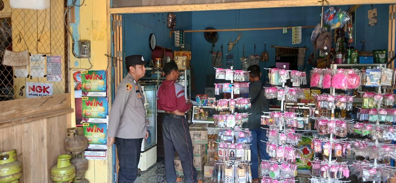 Piket Polsek Lamandau Silaturahmi Ke Pedagang