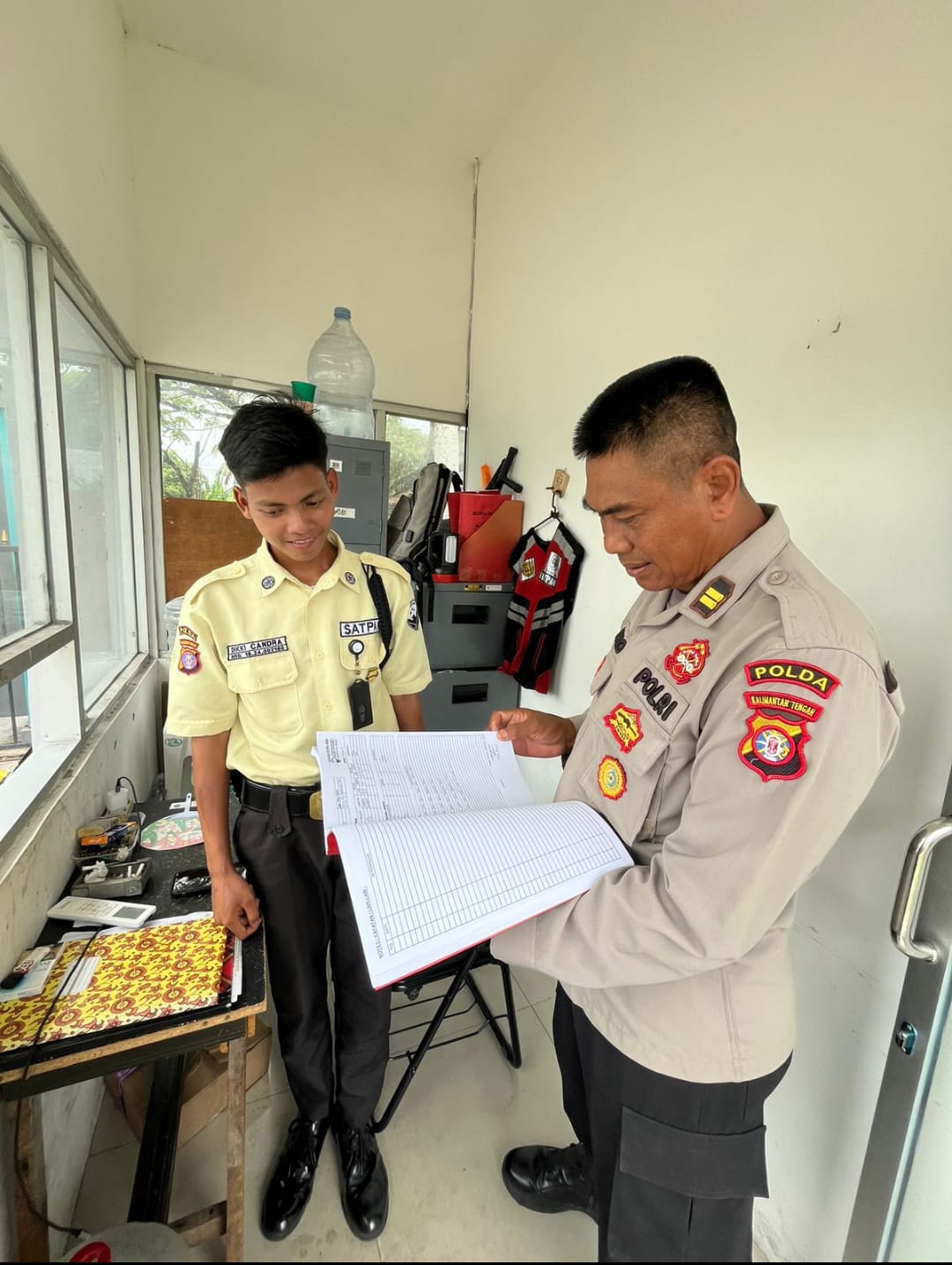 Sambangi Poltekkes Palangka Raya, Ditbinmas Polda Kalteng Bina Dan Cek Kelengkapan Satpam