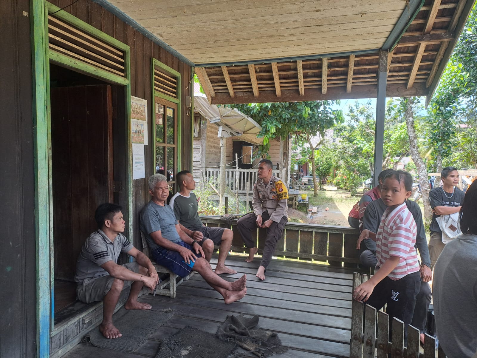 BHABINKAMTIBMAS POLSEK KATINGAN HULU DAN BUKIT RAYA MELAKSANAKAN SAMBANG KEPADA TOKOH AGAMA, TOKOH ADAT SERTA TOKOH MASYARAKAT.