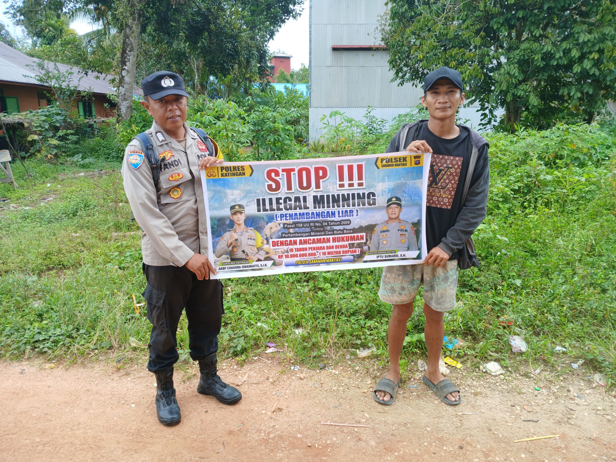 Bhabinkamtibmas Rantau Bangkiang Sosialisasi tentang larangan Ilegal Mining.