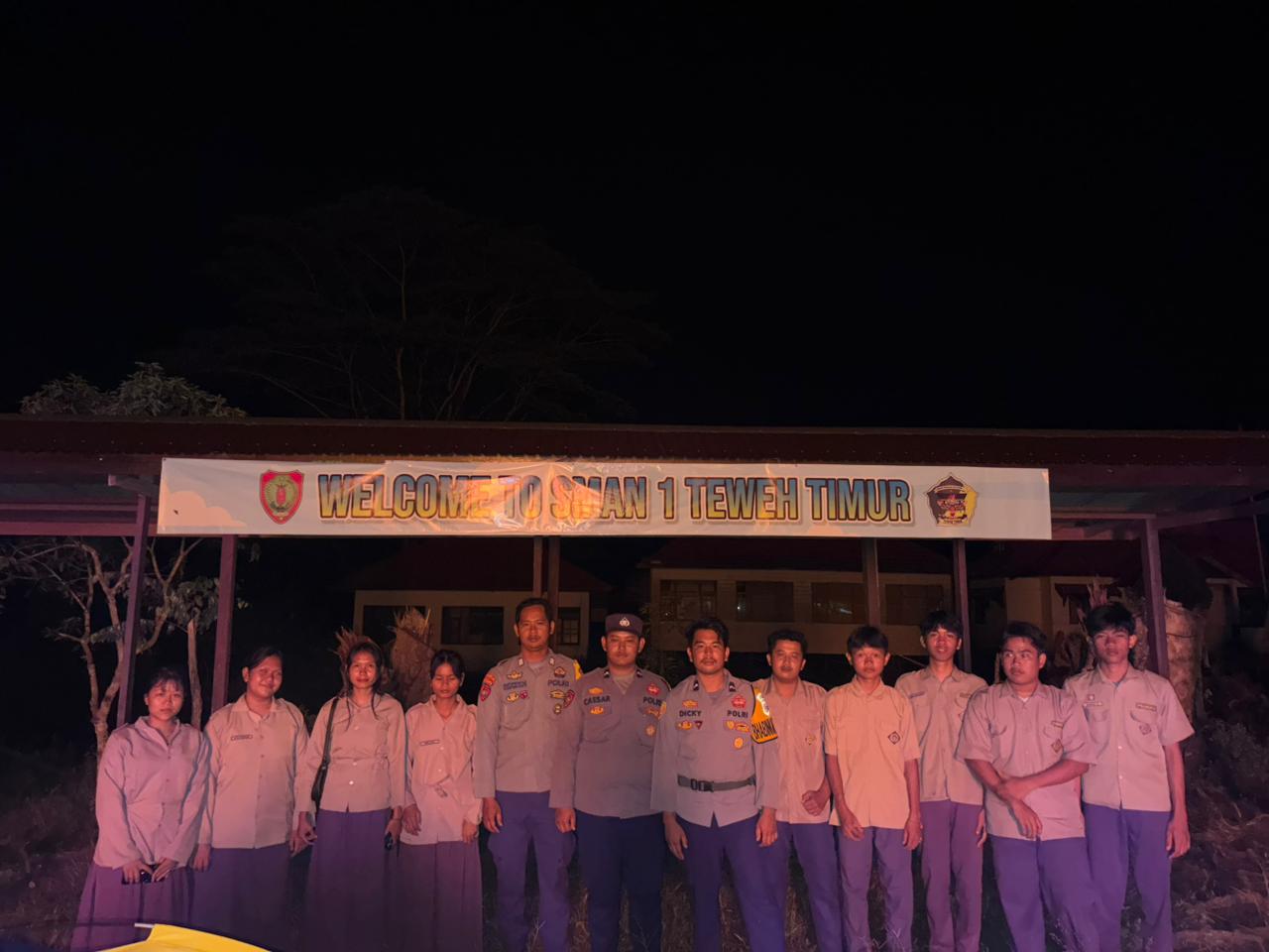 Bhabinkamtibmas Polsek Teweh Timur Beri Materi Wawasan Kebangsaan dan Bela Negara pada Persami KKRI 2025 di SMAN 1 Teweh Timur