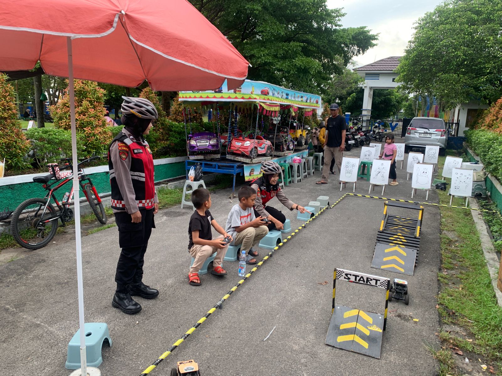 Hadirkan Rasa Aman, Personel Ditsamapta Polda Kalteng Laksanakan Patroli Sepeda di CFD Kota Palangkaraya