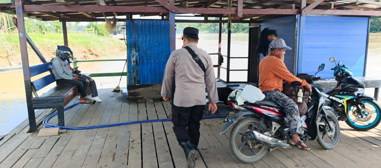 ‎Patroli Dialogis, Polsek Tewang Sangalang Garing dan Pulau Malan Sampaikan Imbauan Kepada Warga.