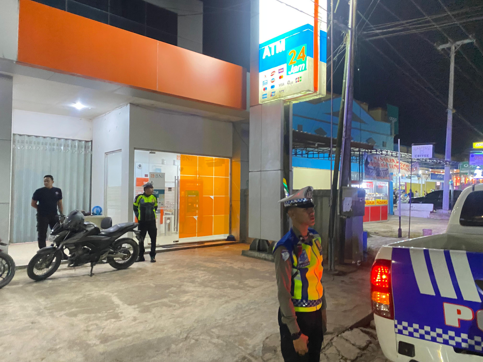 Sat Lantas Polres Lamandau Gelar Patroli Malam di Objek Vital Demi Ciptakan Kamtibmas Kondusif