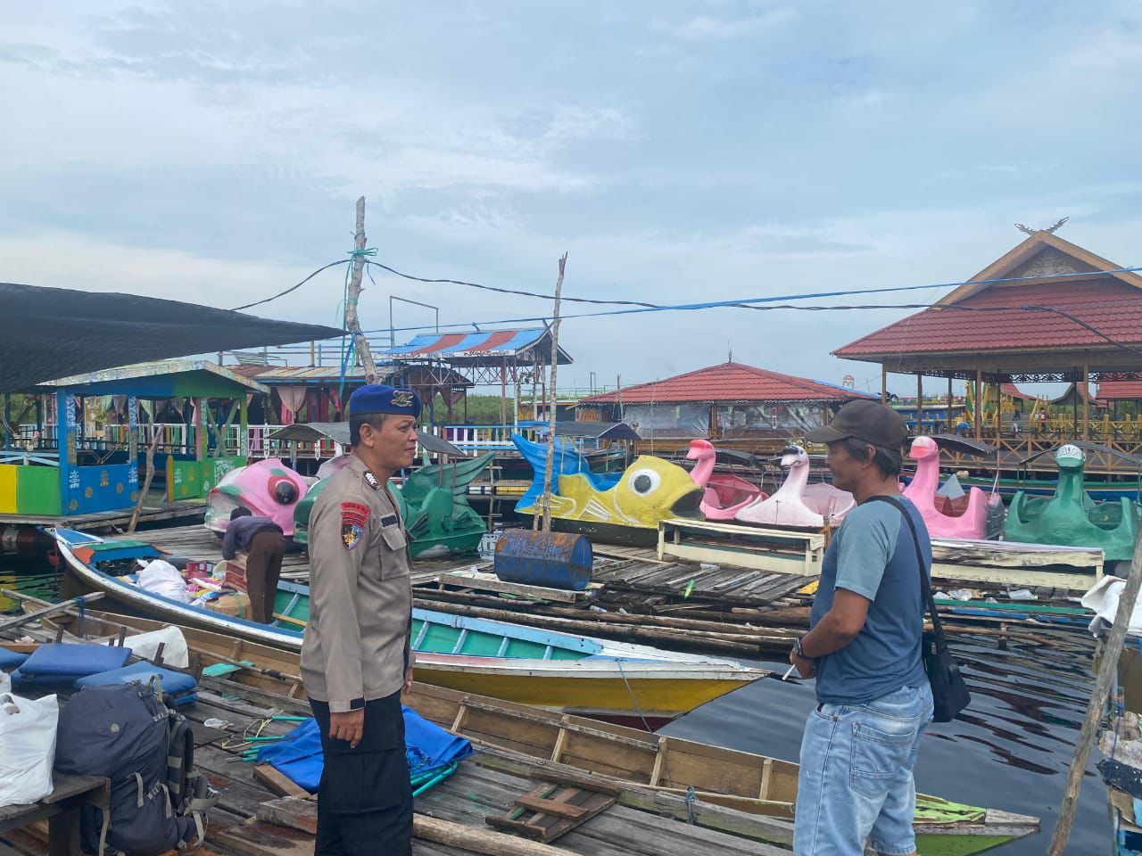 Personil Ditpolairud Polda Kalteng Lakukan PAM Objek Wisata SEBANGAU