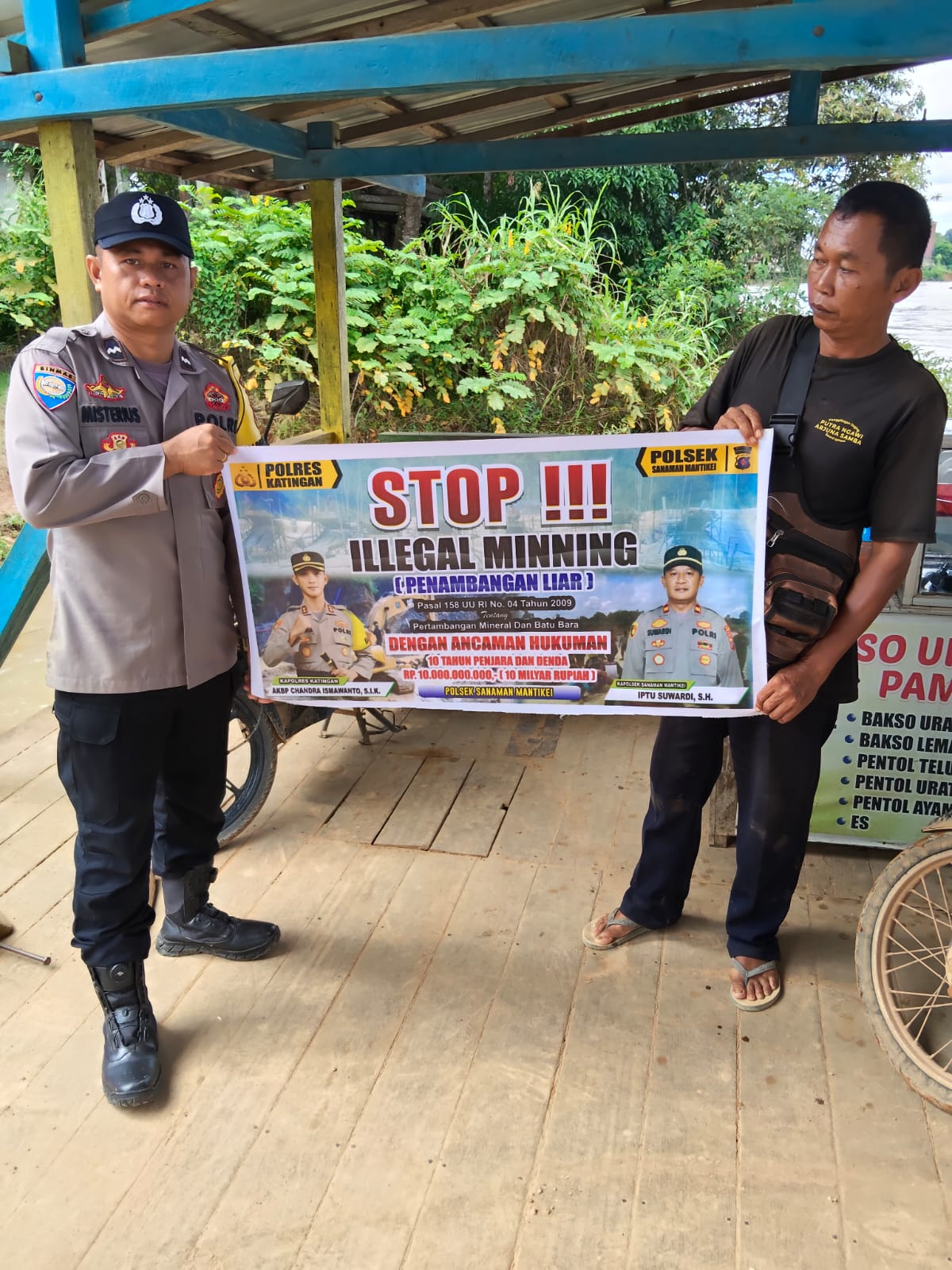 Bhabinkamtibmas Desa Tumbang Kaman Sosialisasi tentang larangan Ilegal Mining.