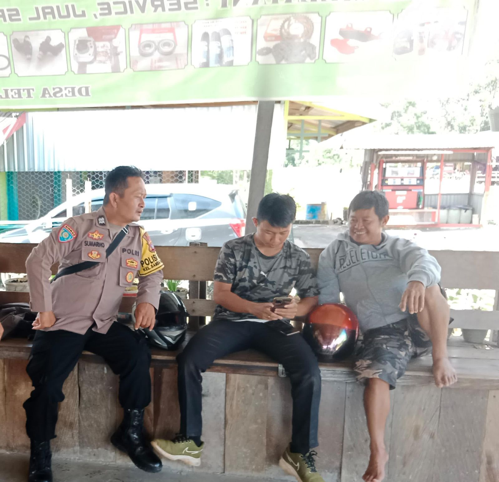 Perkuat Kamtibmas, Polsek Katingan Tengah Sambangi Warga