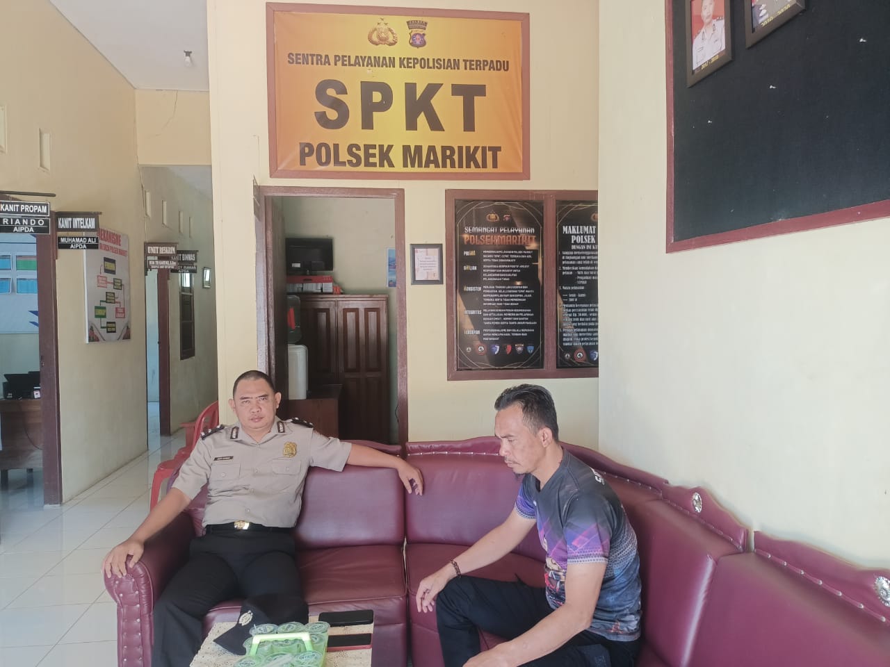 Polsek Marikit Terapkan Pelayanan yang Cepat, Tepat, dan Profesional Serta Berorientasi Pada Kepuasan Masyarakat.