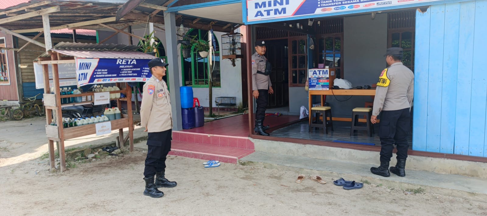 ‎Patroli Dialogis, Polsek Tewang Sangalang Garing dan Pulau Malan Sampaikan Imbauan Kepada Warga.