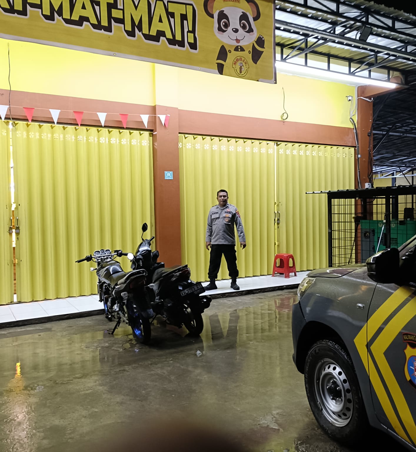 Personil Piket Polsek Bulik Laksanakan Patroli Pertokoan