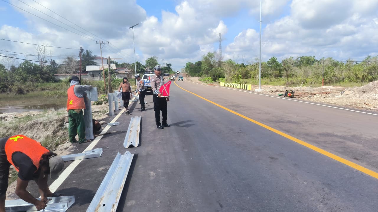 Antisipasi Laka Lantas, Satlantas Polres Katingan laksanakan patroli ke titik-titik lokasi rawan laka lantas.