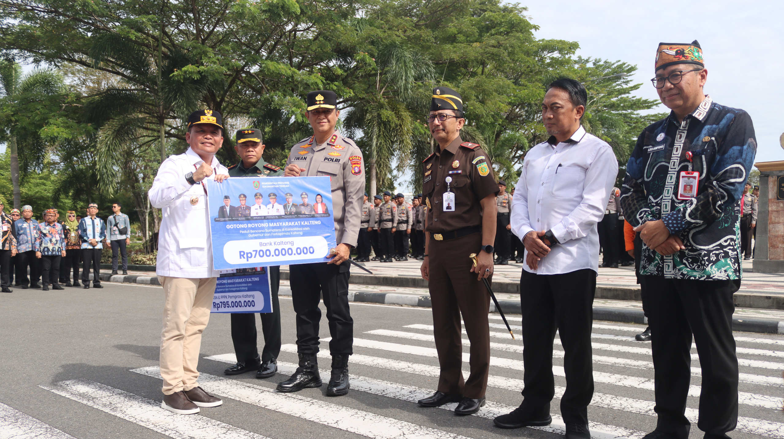 Percepat Pemulihan, Polda Kalteng Kembali Kirim 299 Paket Logistik Bantuan Kemanusiaan untuk Korban Bencana di Sumatera