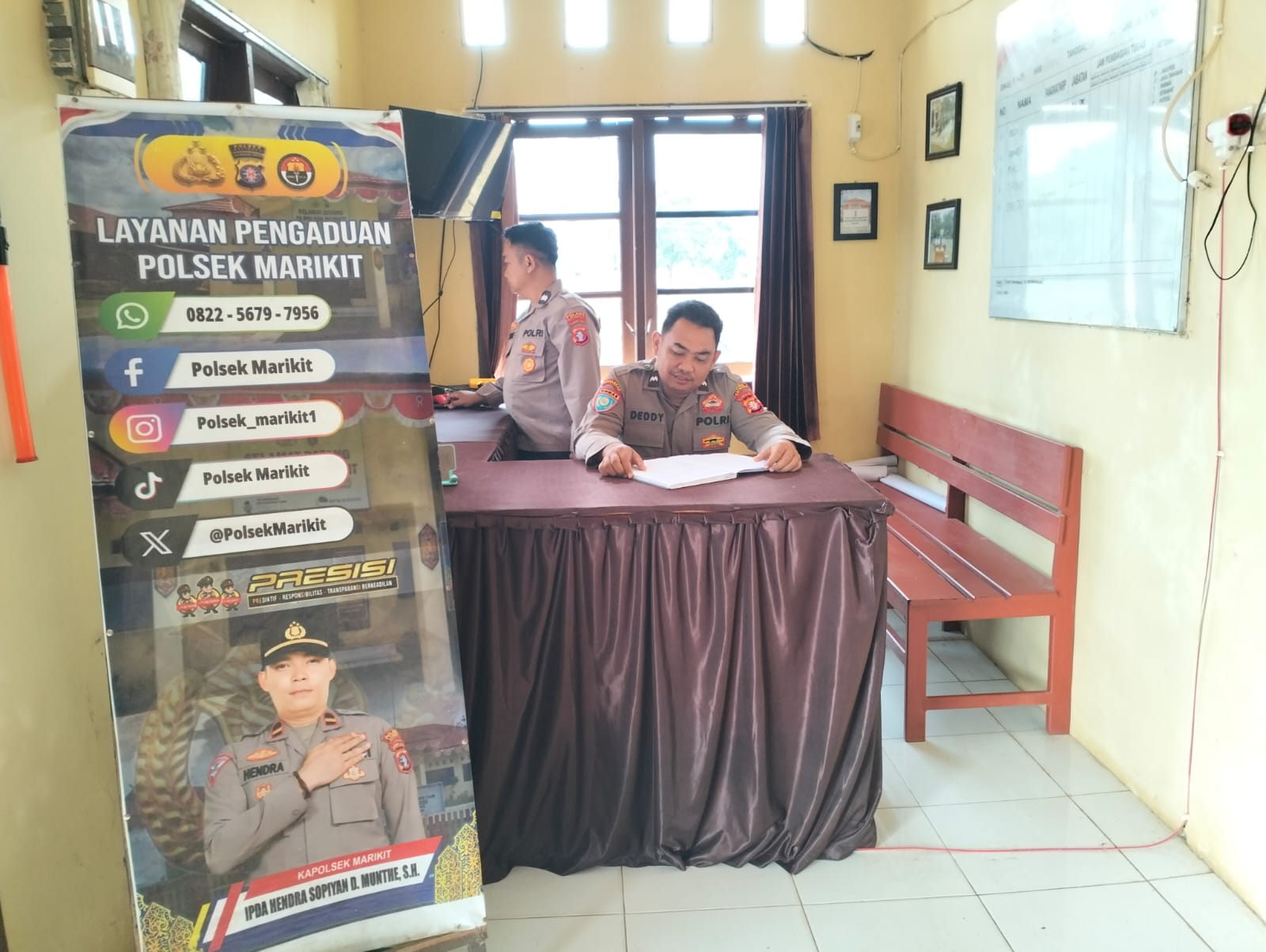 Personil Polsek Marikit Stand By di Mako Penjagaan.