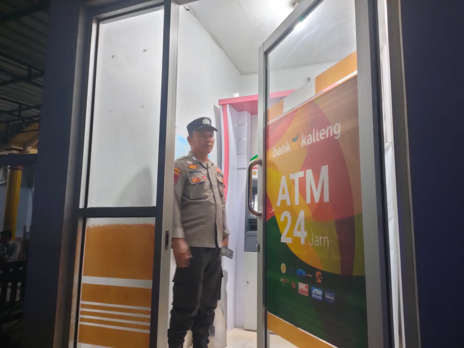 Piket Polsek Patroli ke Perbankan Atm