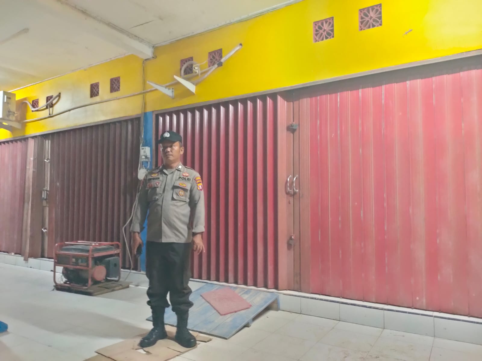 Personil Piket Patroli di Wilkum Polsek Sematu Jaya