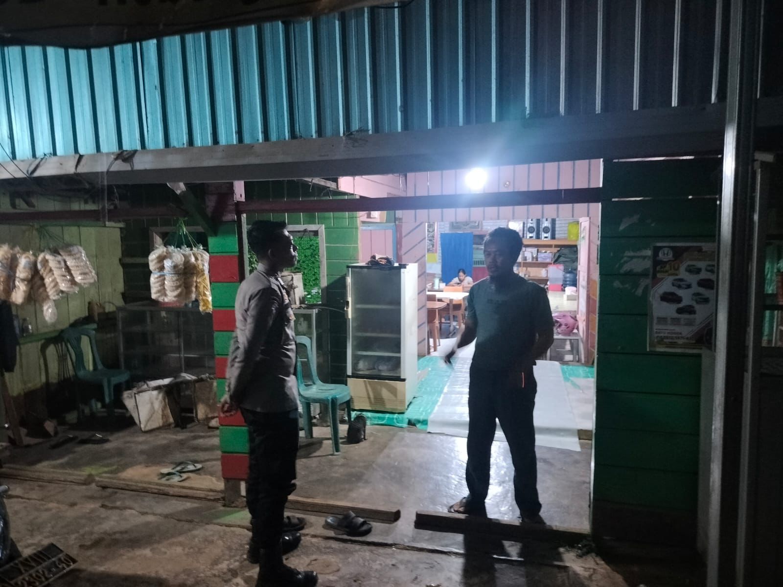 Personel Polsek Delang melaksanakan sambang kemasyarakat