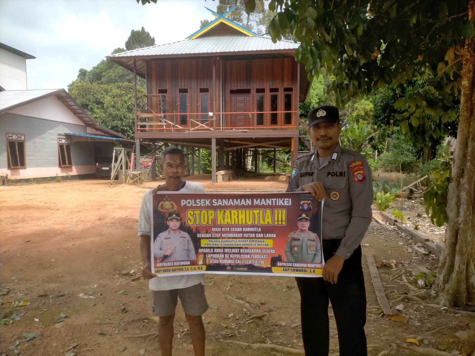 Bhabinkamtibmas Desa Tumbang Jala Sosialisasi imbauan tentang Karhutla